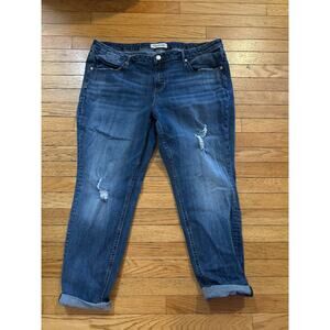 Maurices Women’s Distressed Skinny Jeans True Blue Size 22x29